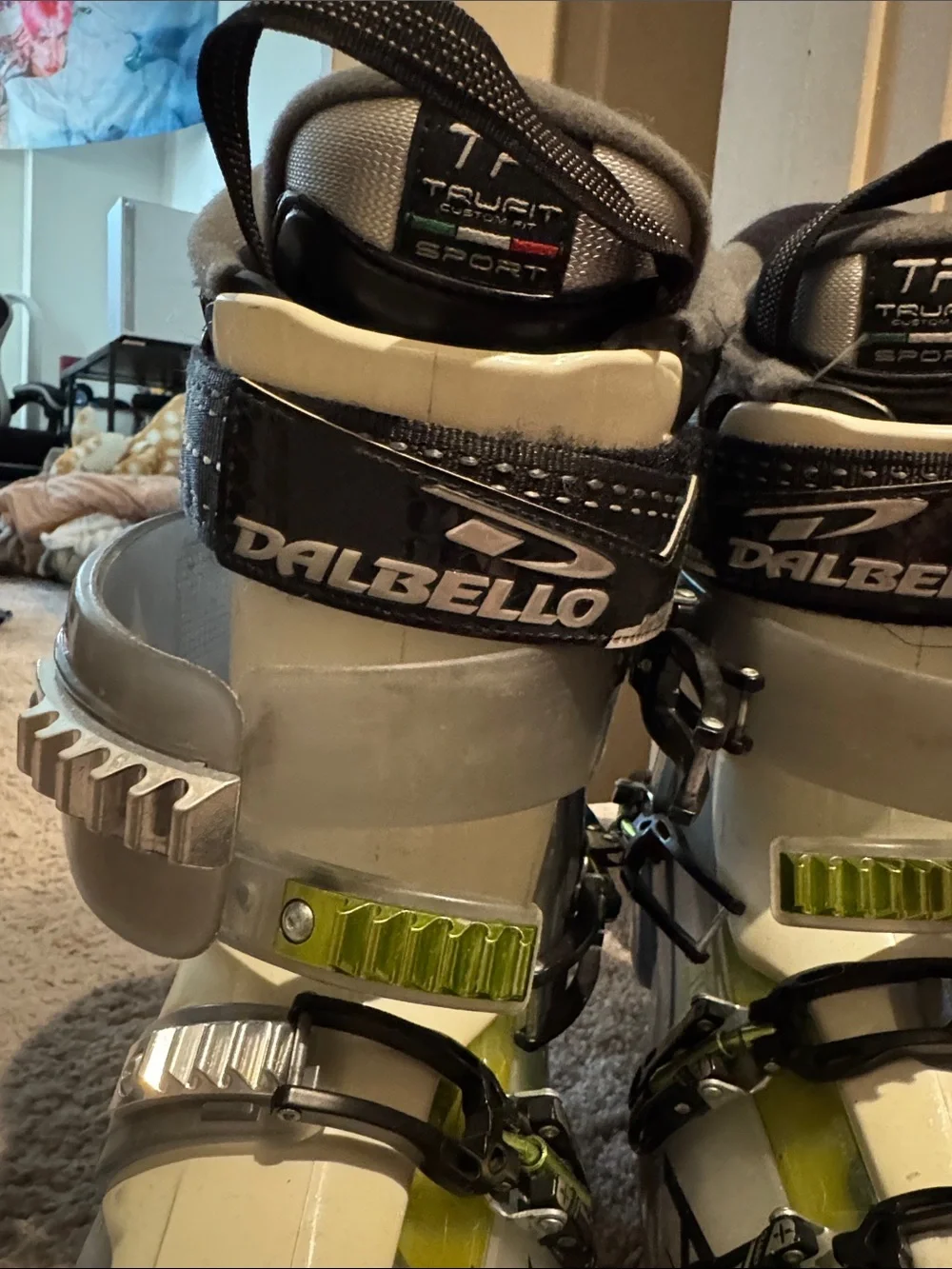 Dalbello Men’s Gray and Black Ski Boots with Green Accents